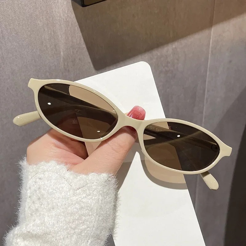 New Retro Sexy Cat Eye Sunglas - Women'S Fashion Eyeglasses บทวิจารณ์และราคา