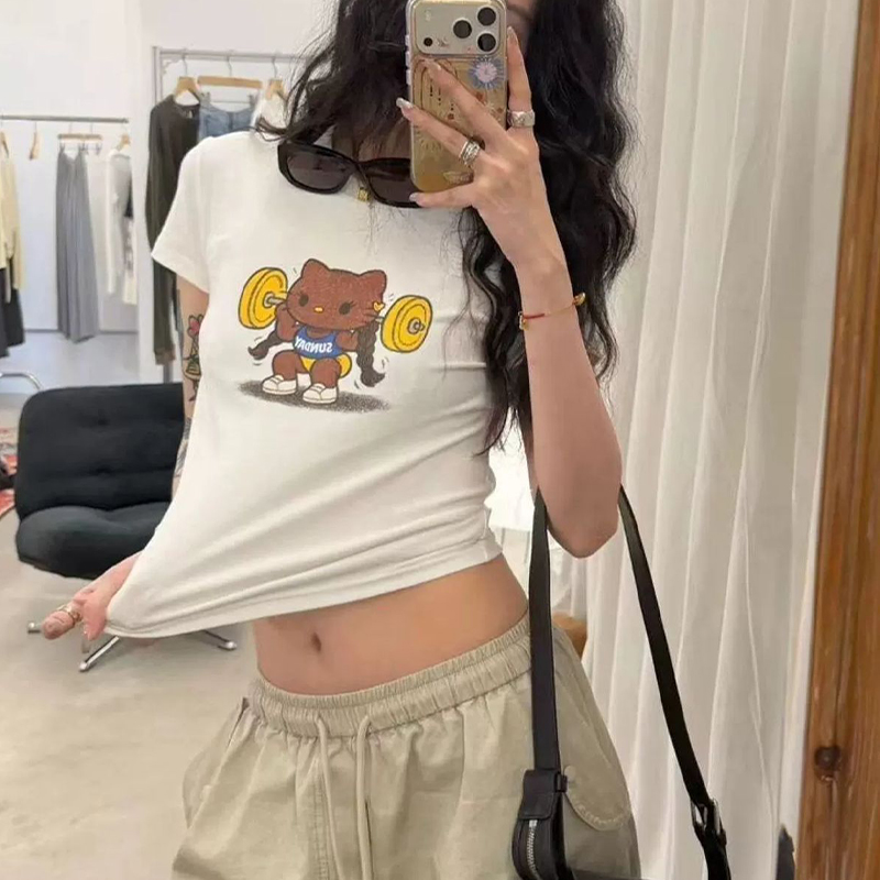 Sanrio Summer Hotties Hello Ki - Women'S Fashion From The 60S บทวิจารณ์และราคา