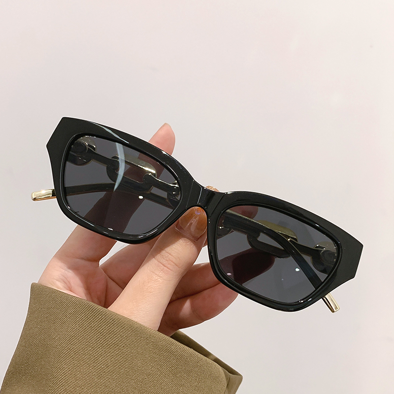 Classic Casual Sunglasses For  - Women'S Fashion Eyeglasses บทวิจารณ์และราคา