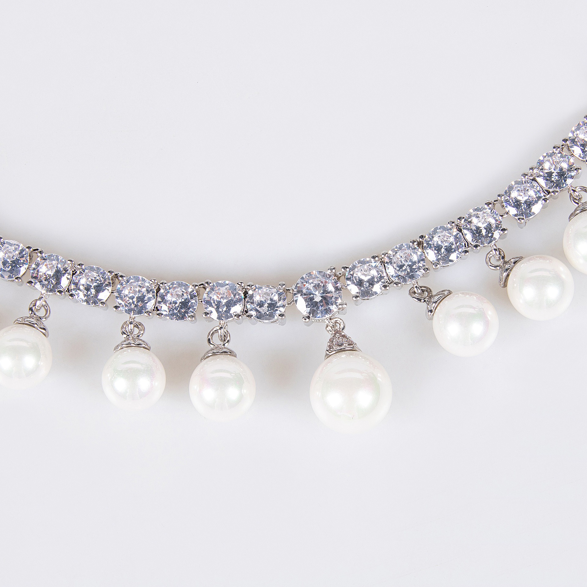Fashion Pearls Zirconia Neckla - Women Fashion Uae บทวิจารณ์และราคา