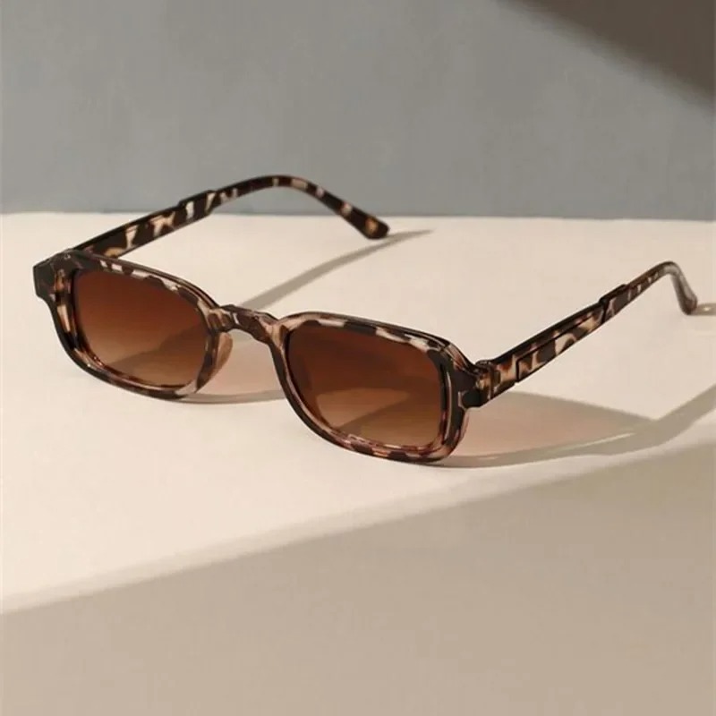Luxurious Rectangle Sunglasses - Women'S Fashion Eyewear บทวิจารณ์และราคา