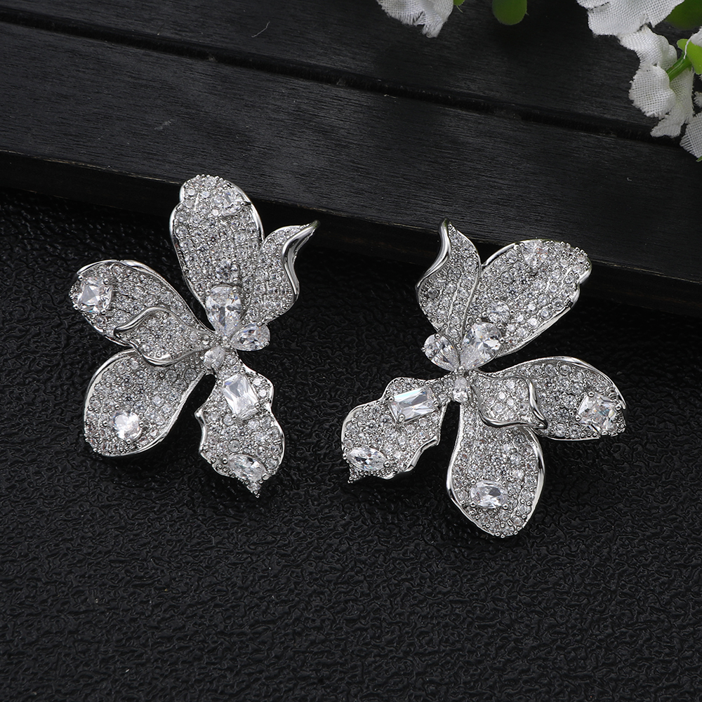 Luxurious and atmospheric geom - Women Fashion Uae บทวิจารณ์และราคา
