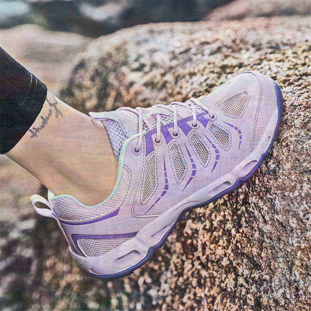 Sumer Round Tip Silver Sneaker - Women Fashion Over 40 บทวิจารณ์และราคา