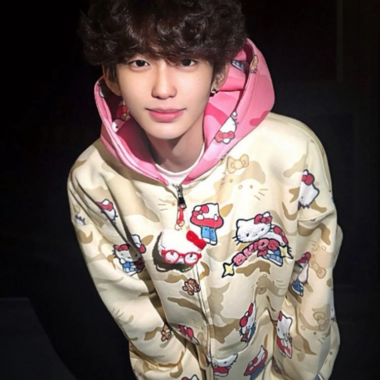 Ins New Hello Kitty Bapes Camo - Women Fashion Japan บทวิจารณ์และราคา