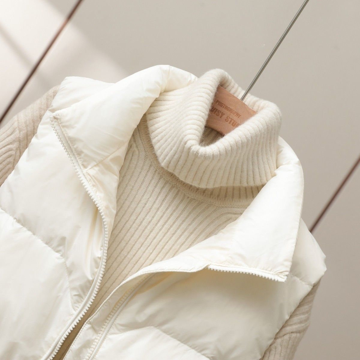 2025 New Winter Warm Cropped V - Puffer Vest Fashion Women บทวิจารณ์และราคา