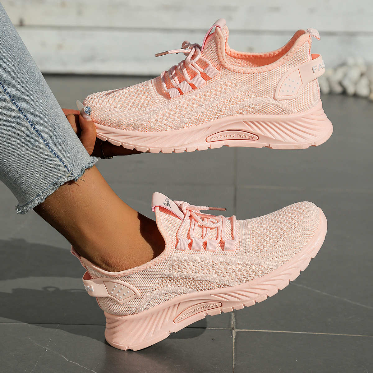 women shoes casual sneaker fal - Women'S Fashion Trends Fall 2025 บทวิจารณ์และราคา